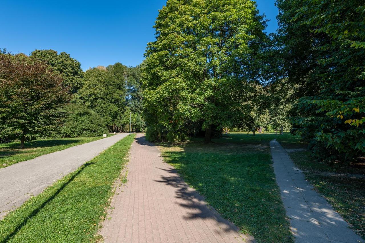 Batorego 220 - 450M Stacja Metra Pola Mokotowskie, 800M Biblioteka Narodowa - 20M Piekny Park Pola Mokotowskie - 800M Do Sgh - Wifi - Smart Tv - Good Apartments Warszawa Exteriör bild